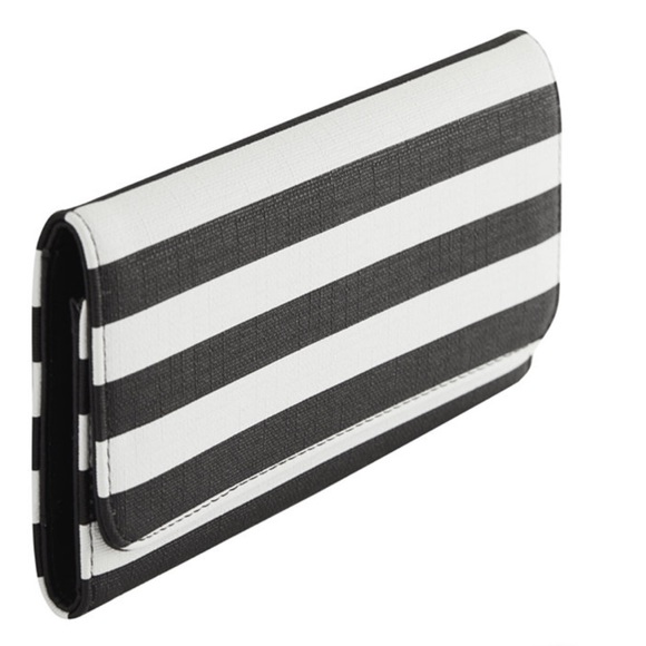 Kut From Kloth  Slim Wallet. Vegan. Black & White. Brand new! - Picture 1 of 7